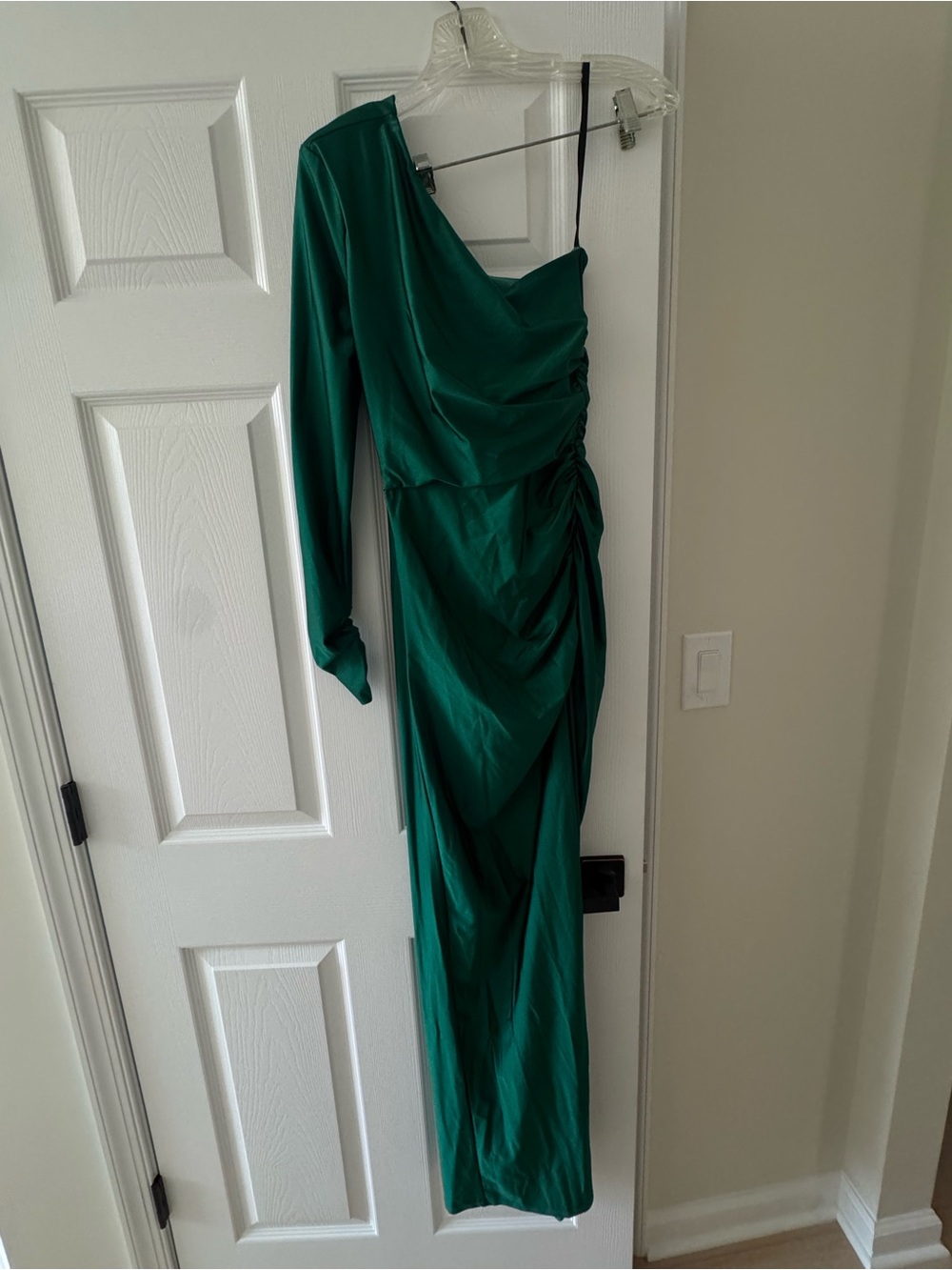 Emerald One-Shoulder Ruched Evening Gown - Picture 2 of 2